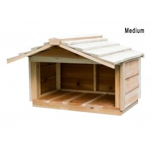 Cedar Feeding Stations for Outdoor Cats with Extended Roof